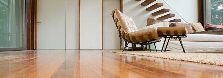 Know more about the differences between laminate and engineered wood!